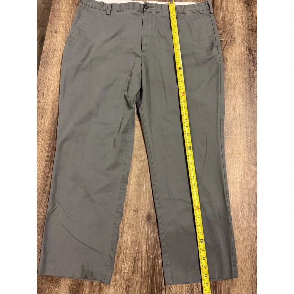 Dockers D3 Classic Fit Gray Chino Pants Mens 42x30 Flat Front Trousers